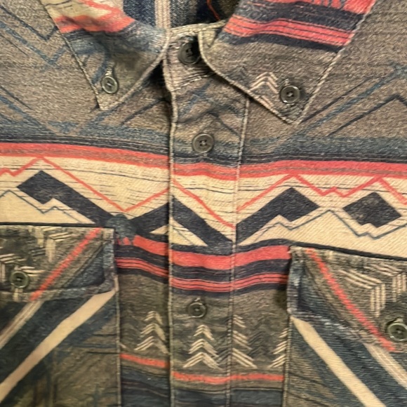 Long Sleeve button up - Picture 3 of 4